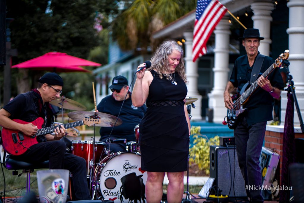 Julie Black & Her Band #nickmandalou band having fun