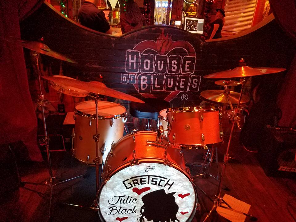 Julie Black & Her Band at House of Blues - Drummer Frankie Timpanelli's Gretsch drums & HOB logo